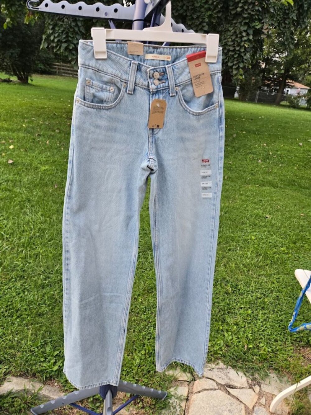 Levi's Women's Low-Rise Superlow Loose Jeans - Abraided Art Size 24 x 32 NEW